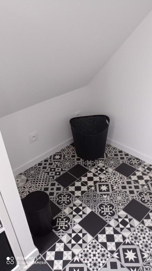 La Bella 12 - Appartement Gite Dans Maison D'Hotes Bordeaux-Saint-Clair Екстериор снимка
